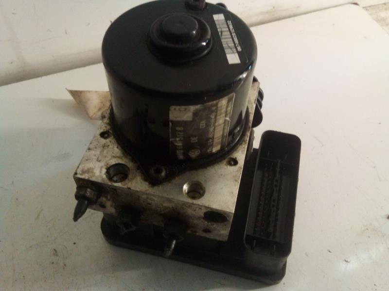 Bloc ABS (freins anti-blocage) AUDI A3 2 PHASE 1 Diesel - 1