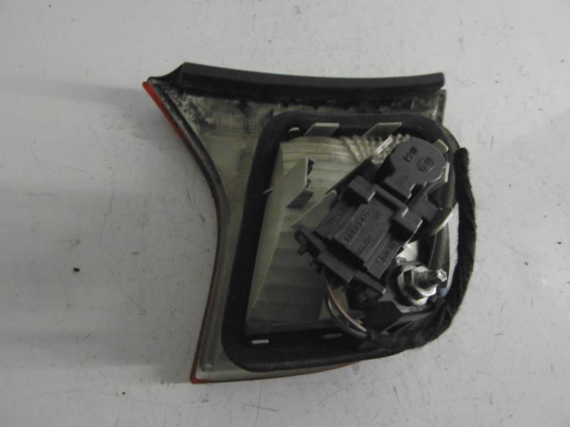 Feu arriere secondaire droit (feux) AUDI A4 2 PHASE 1 Diesel - 1