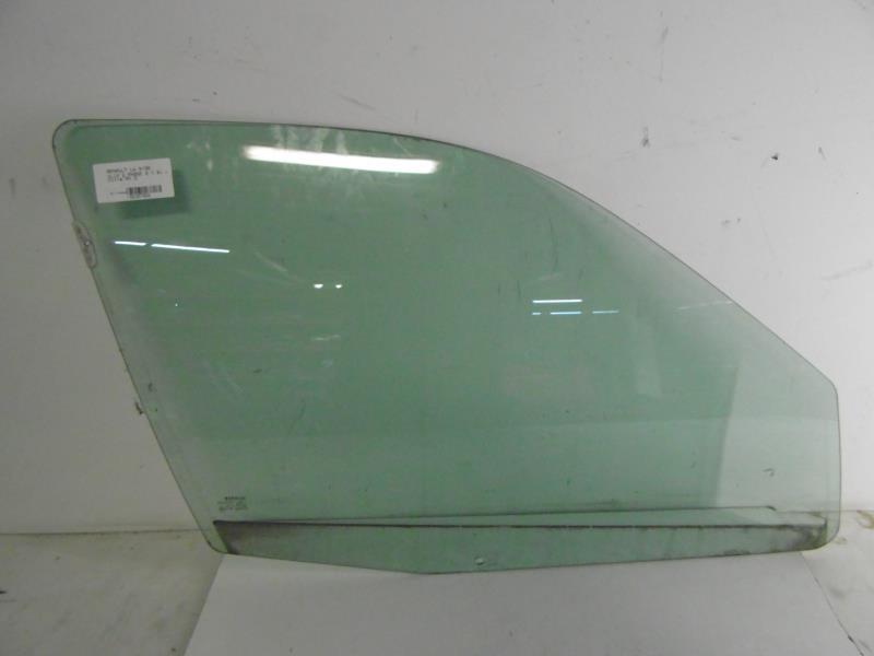 Vitre avant droit RENAULT CLIO 2 PHASE 2 Essence - 1