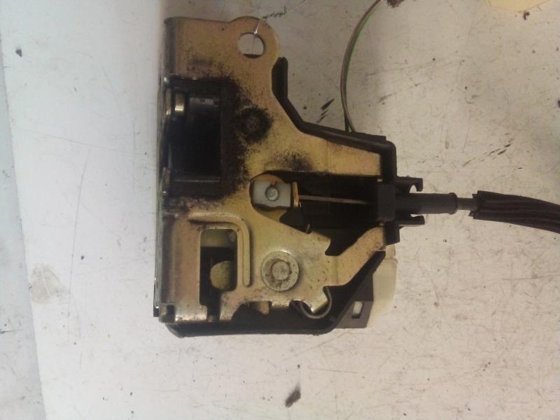 Serrure avant droit RENAULT CLIO 2 PHASE 2 Essence - 1