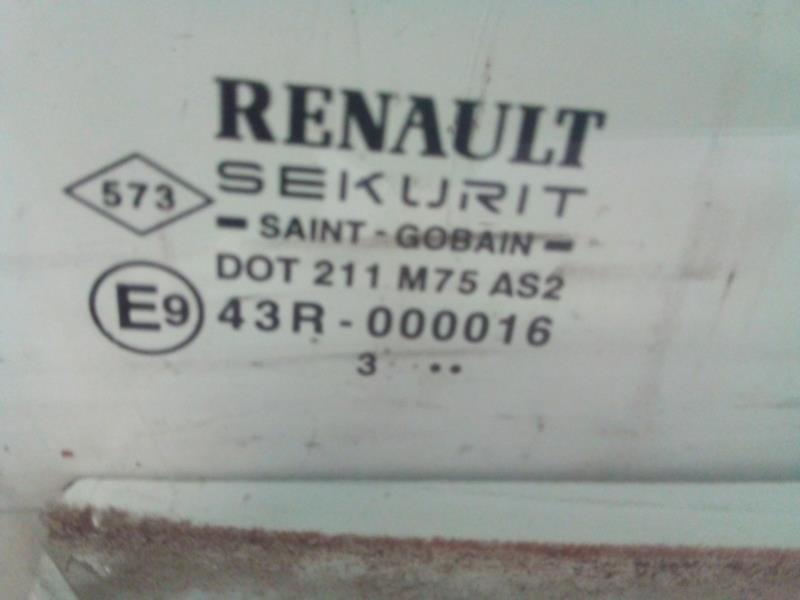 Vitre avant droit RENAULT CLIO 2 PHASE 2 Essence - 1