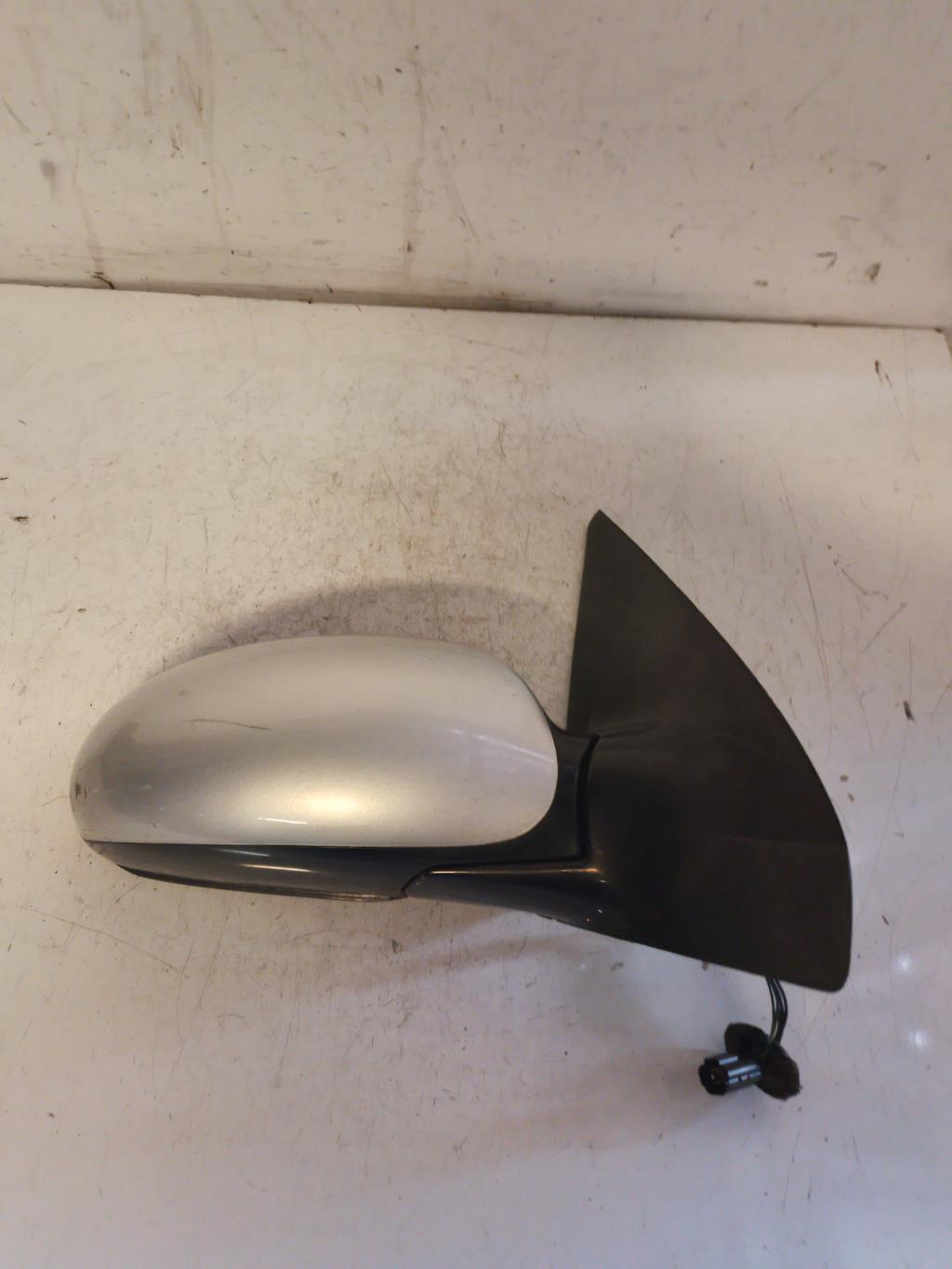 Retroviseur droit FORD FOCUS 1 BREAK Diesel - 1