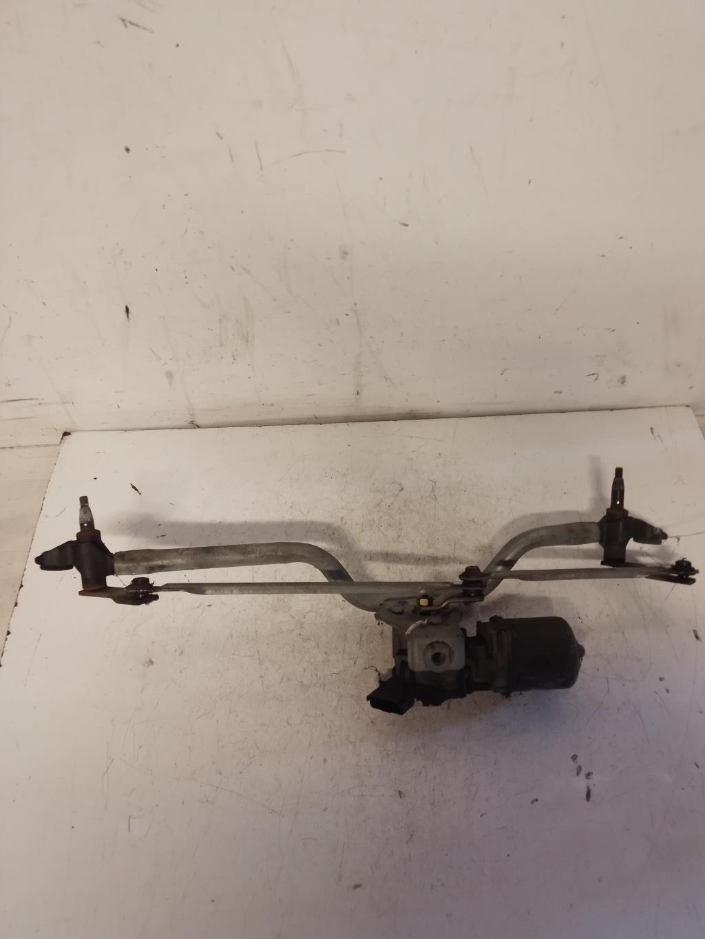 Moteur essuie glace avant RENAULT CLIO 2 PHASE 2 Diesel - 1