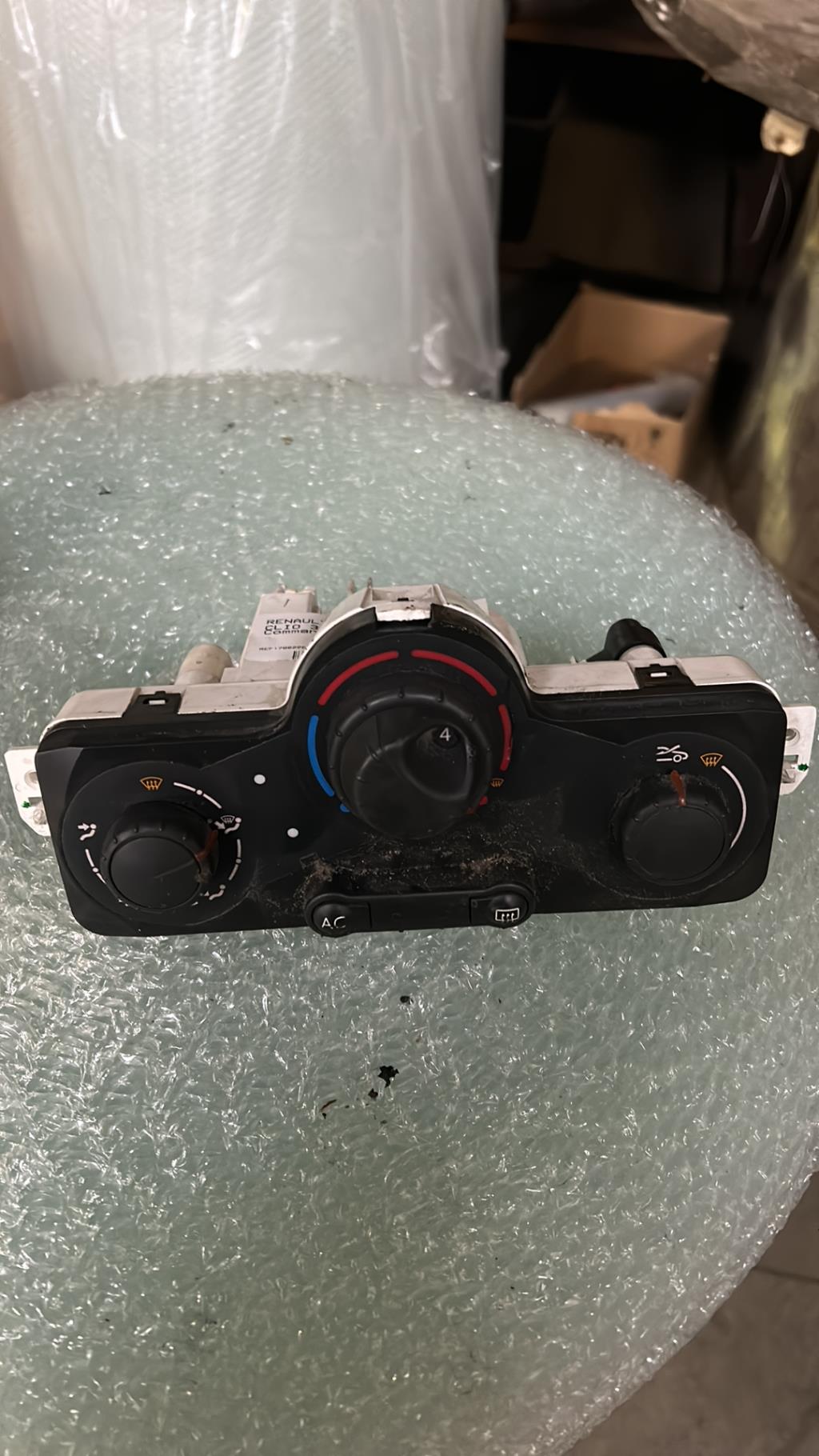 Commande chauffage RENAULT CLIO 3 PHASE 2 BREAK Diesel - 1