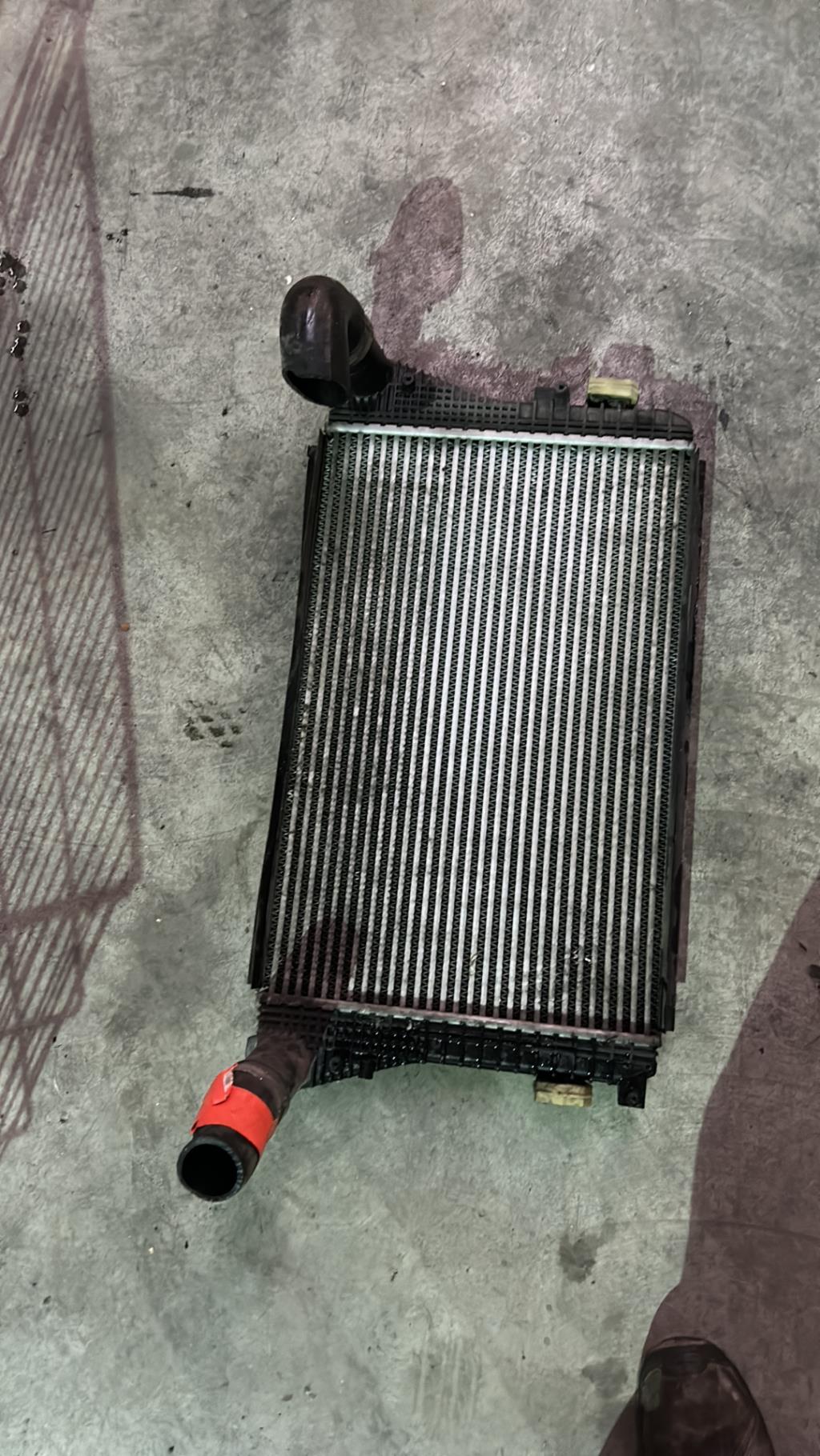 Echangeur air (Intercooler) VOLKSWAGEN TOURAN 2 Diesel - 1