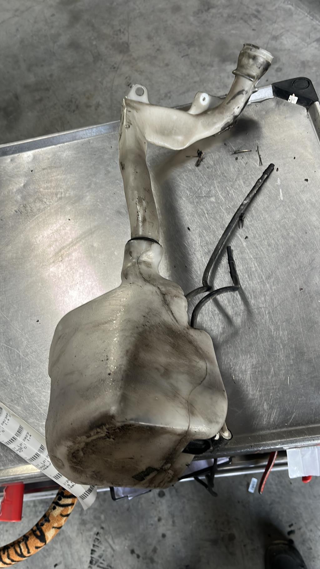 Vase de lave glace PEUGEOT 207 PHASE 1 Diesel - 1