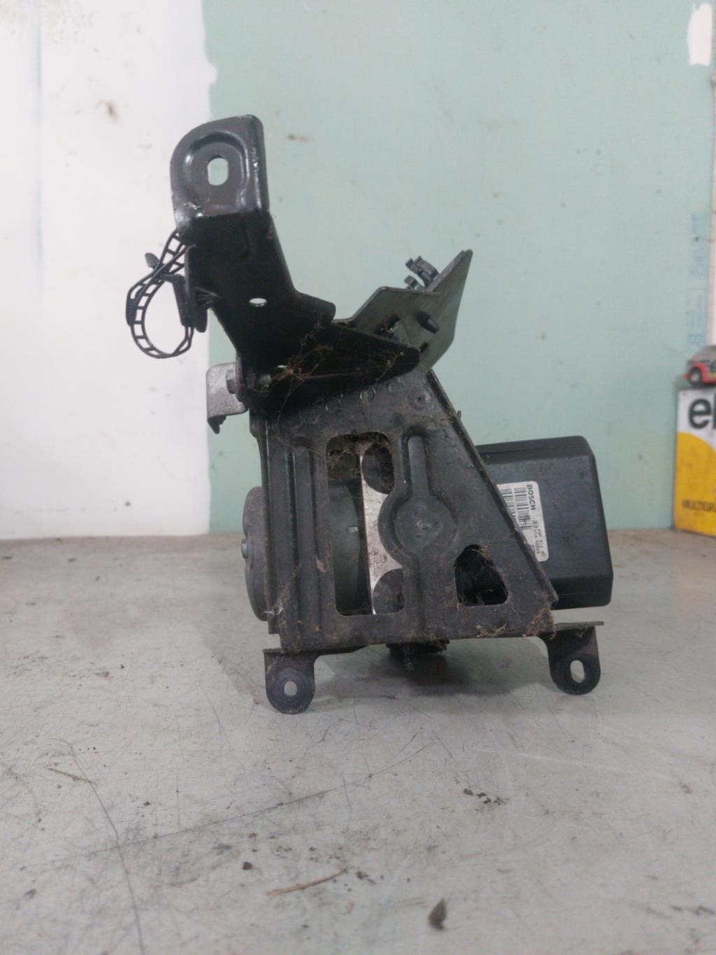 Bloc ABS (freins anti-blocage) AUDI A6 2 AVANT PHASE 2 BREAK Diesel - 1