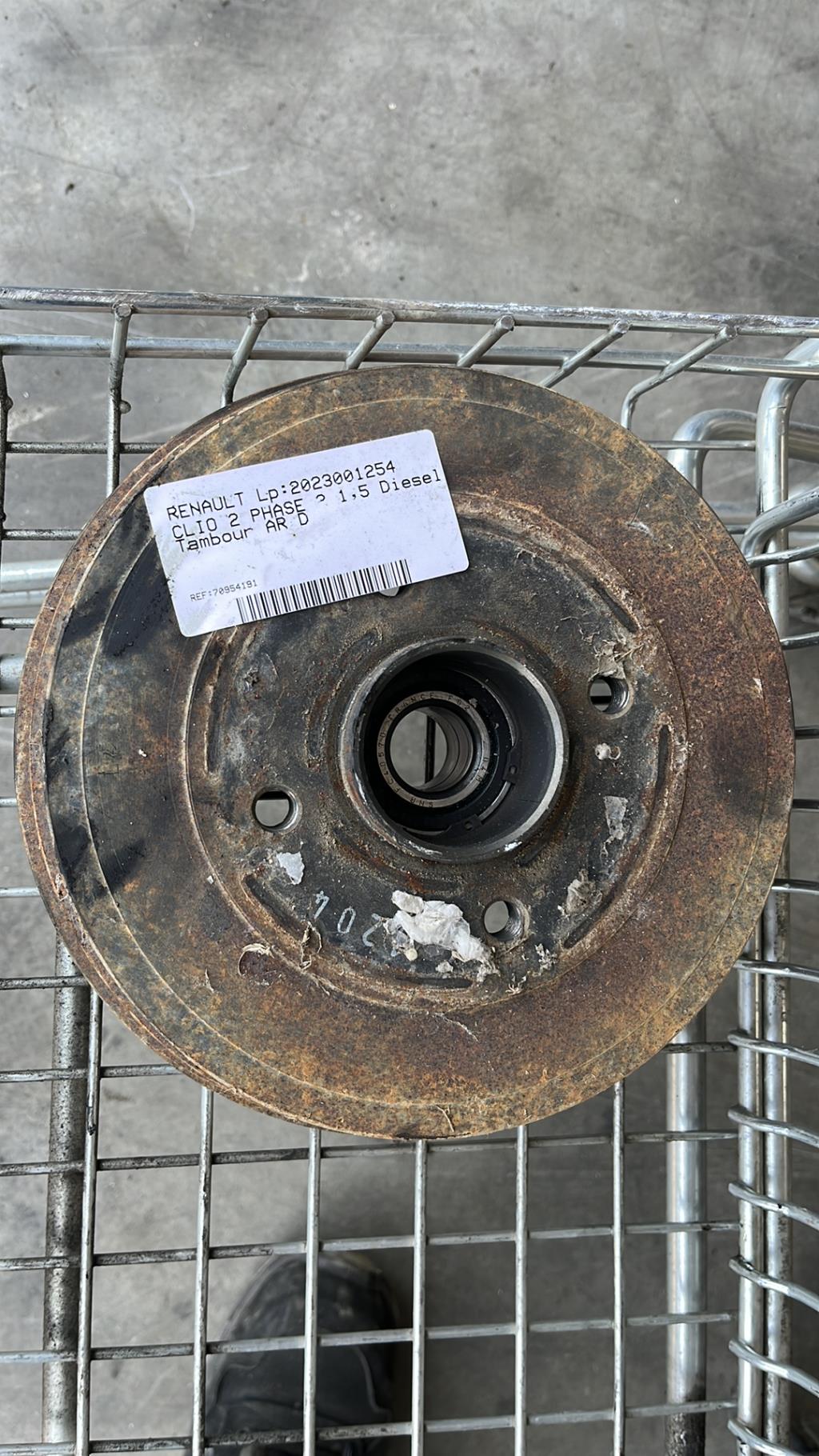 Tambour arriere droit RENAULT CLIO 2 PHASE 2 Diesel - 1