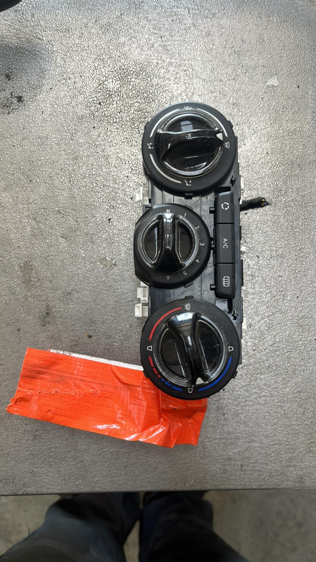 Commande chauffage PEUGEOT 208 1 PHASE 1 Diesel - 1