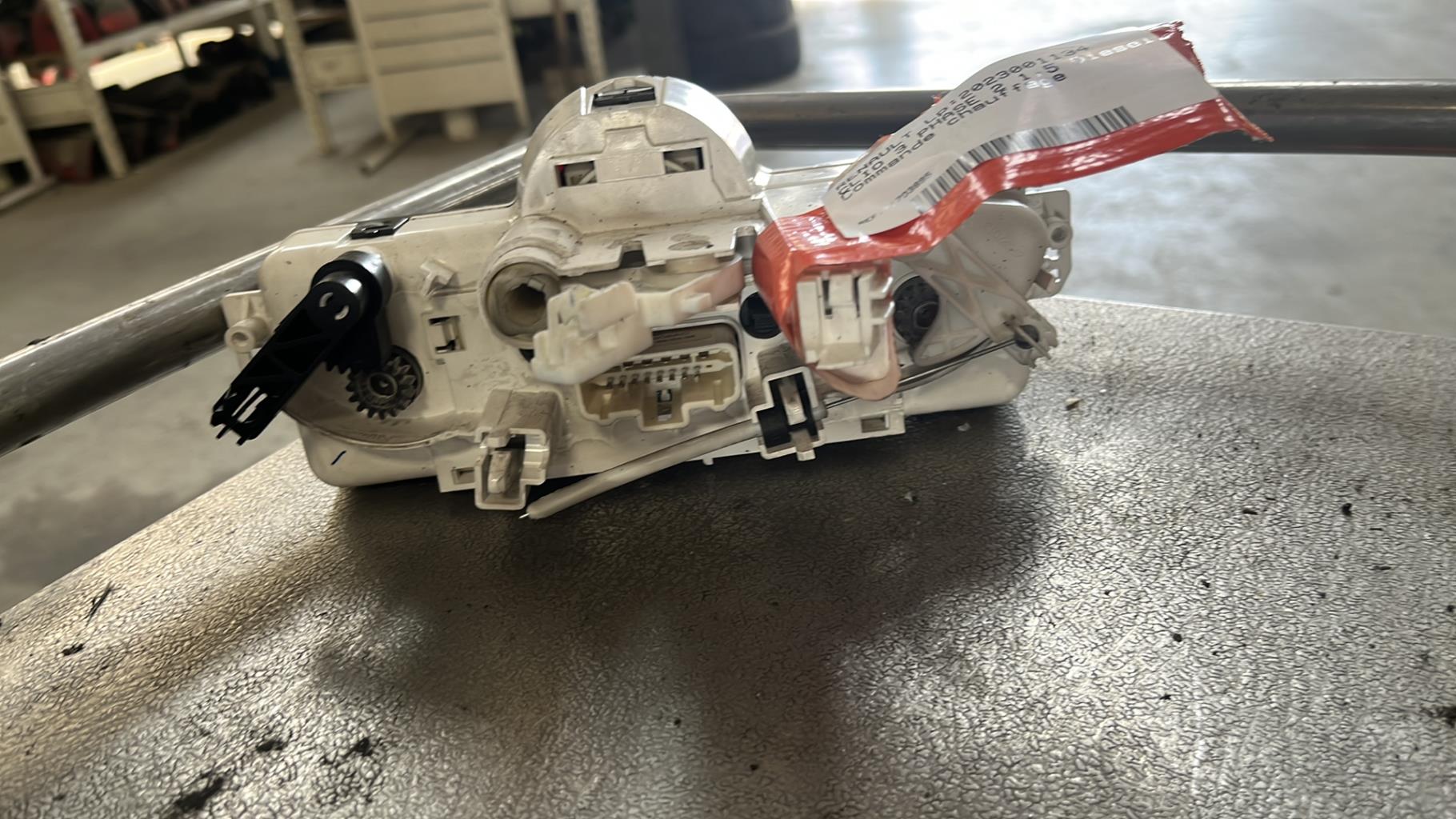 Commande chauffage RENAULT CLIO 3 PHASE 2 Diesel - 1