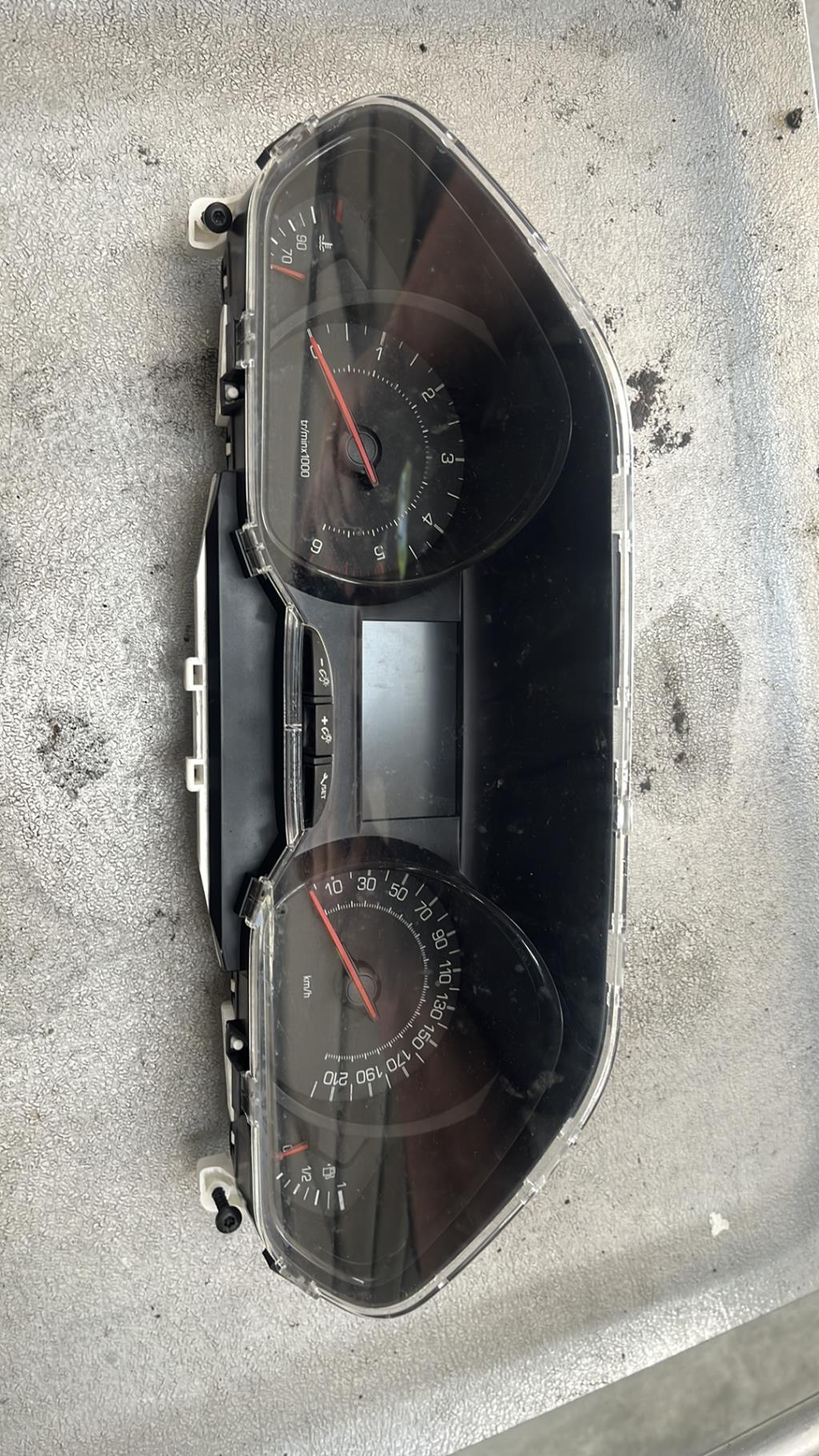 Compteur PEUGEOT 208 1 PHASE 1 Diesel - 1