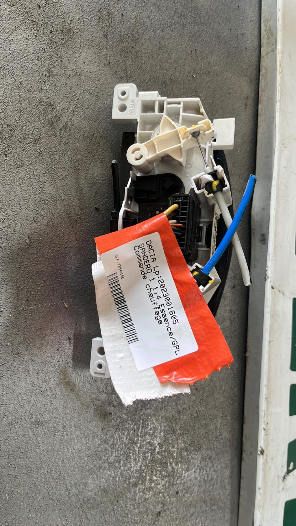 Commande chauffage DACIA SANDERO 1 Essence/GPL - 1