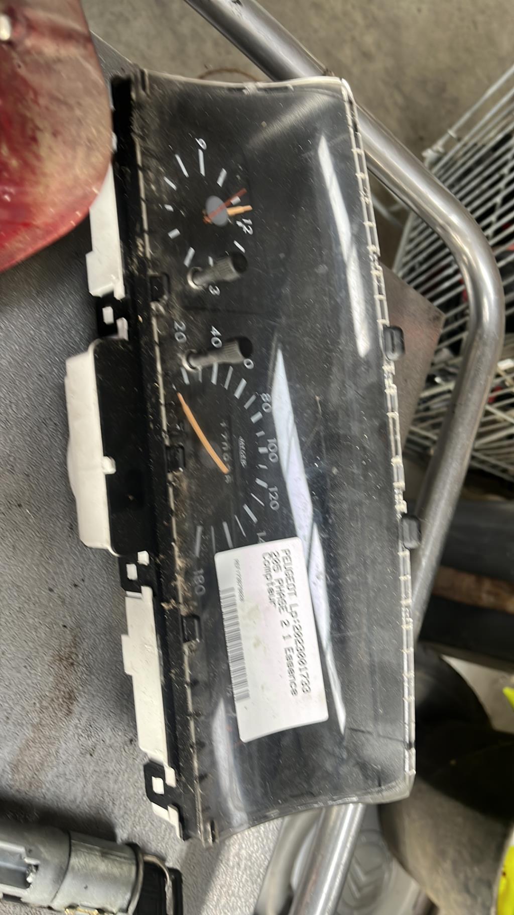 Compteur PEUGEOT 205 PHASE 2 Essence - 1