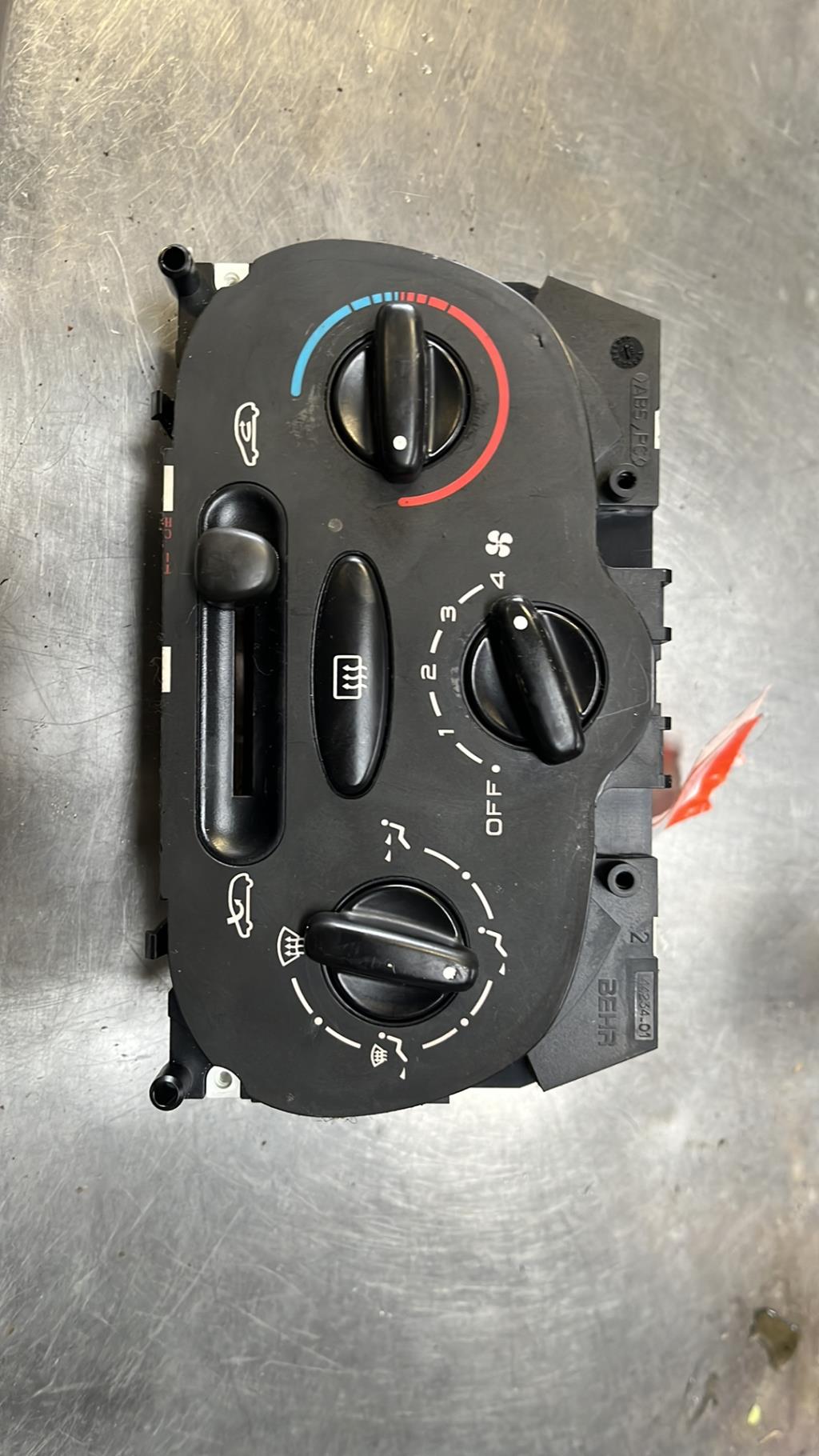 Commande chauffage PEUGEOT 206 PHASE 1 Essence - 1