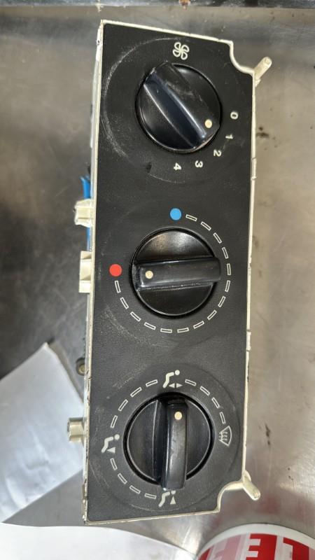 Commande chauffage PEUGEOT PARTNER 1 PHASE 1 Diesel - 1