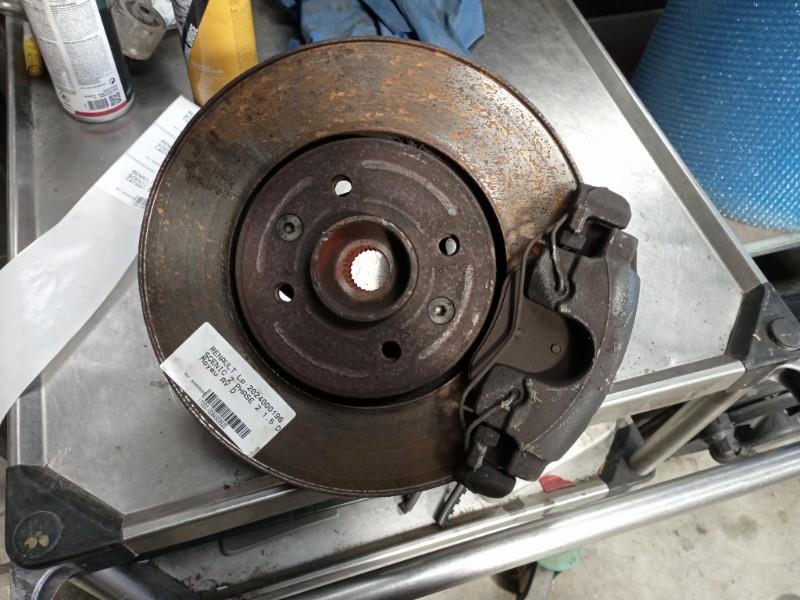Moyeu avant droit RENAULT SCENIC 2 PHASE 2 Diesel - 1