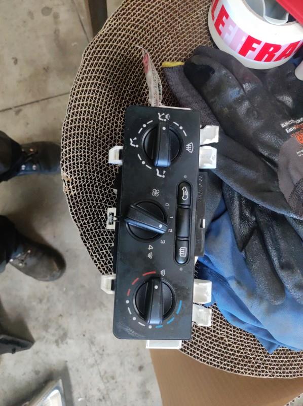 Commande chauffage CITROEN C2 PHASE 1 Diesel - 1