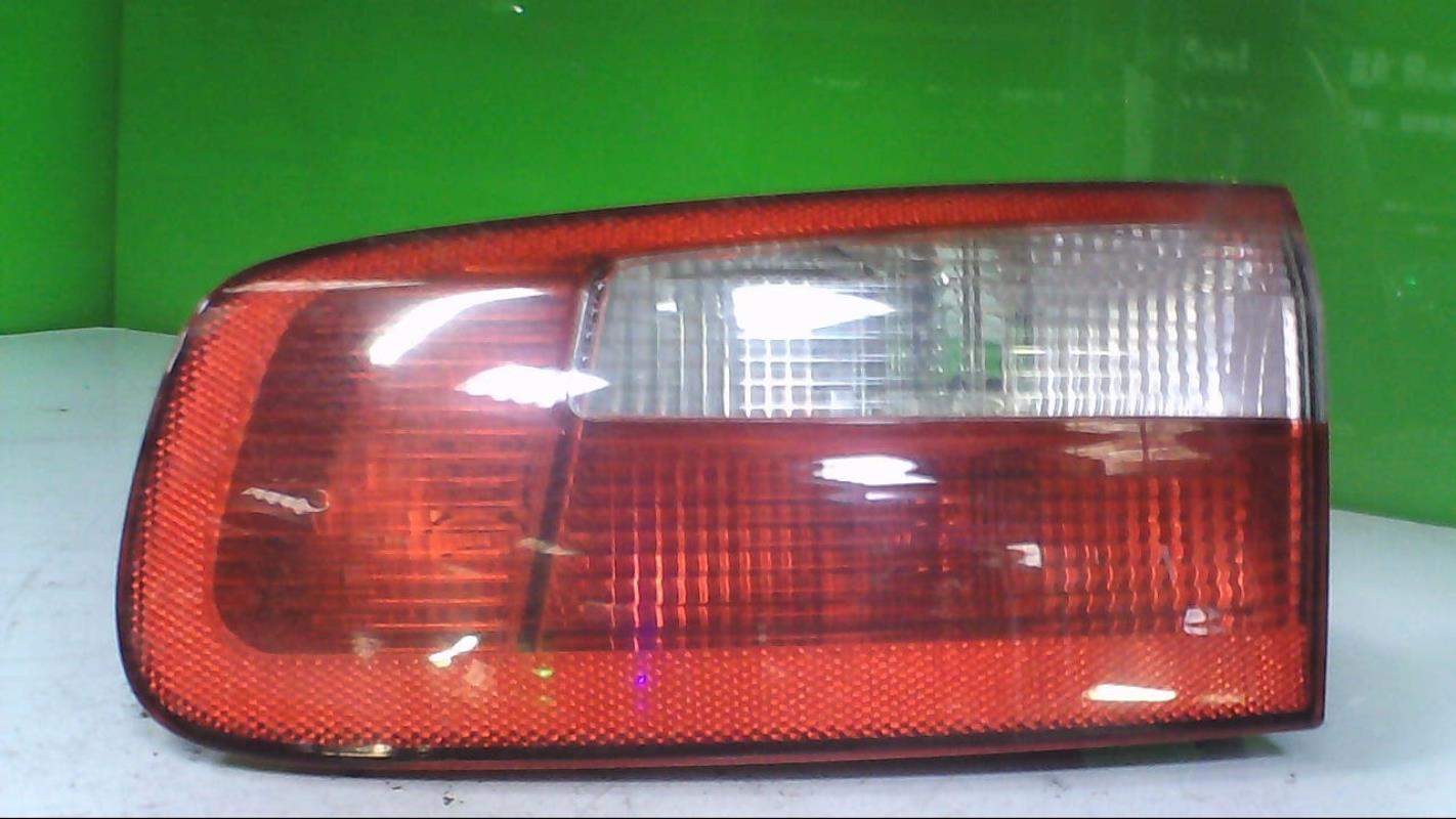 Feu arriere secondaire droit (feux) RENAULT LAGUNA 2 PHASE 1 Diesel - 1
