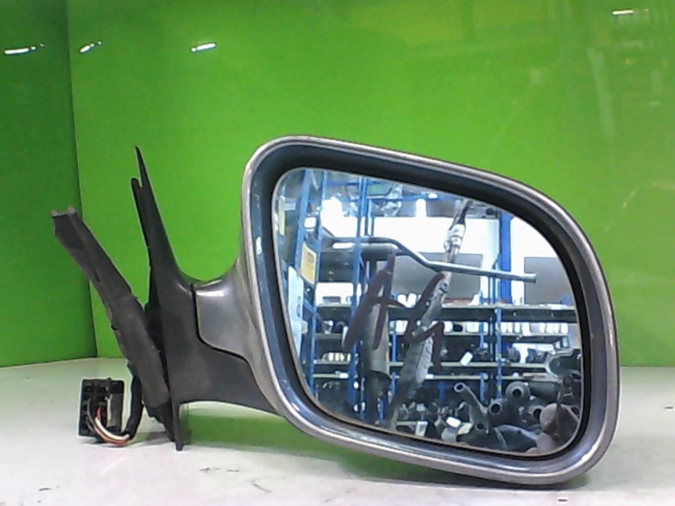 Retroviseur droit AUDI A4 1 Diesel - 1