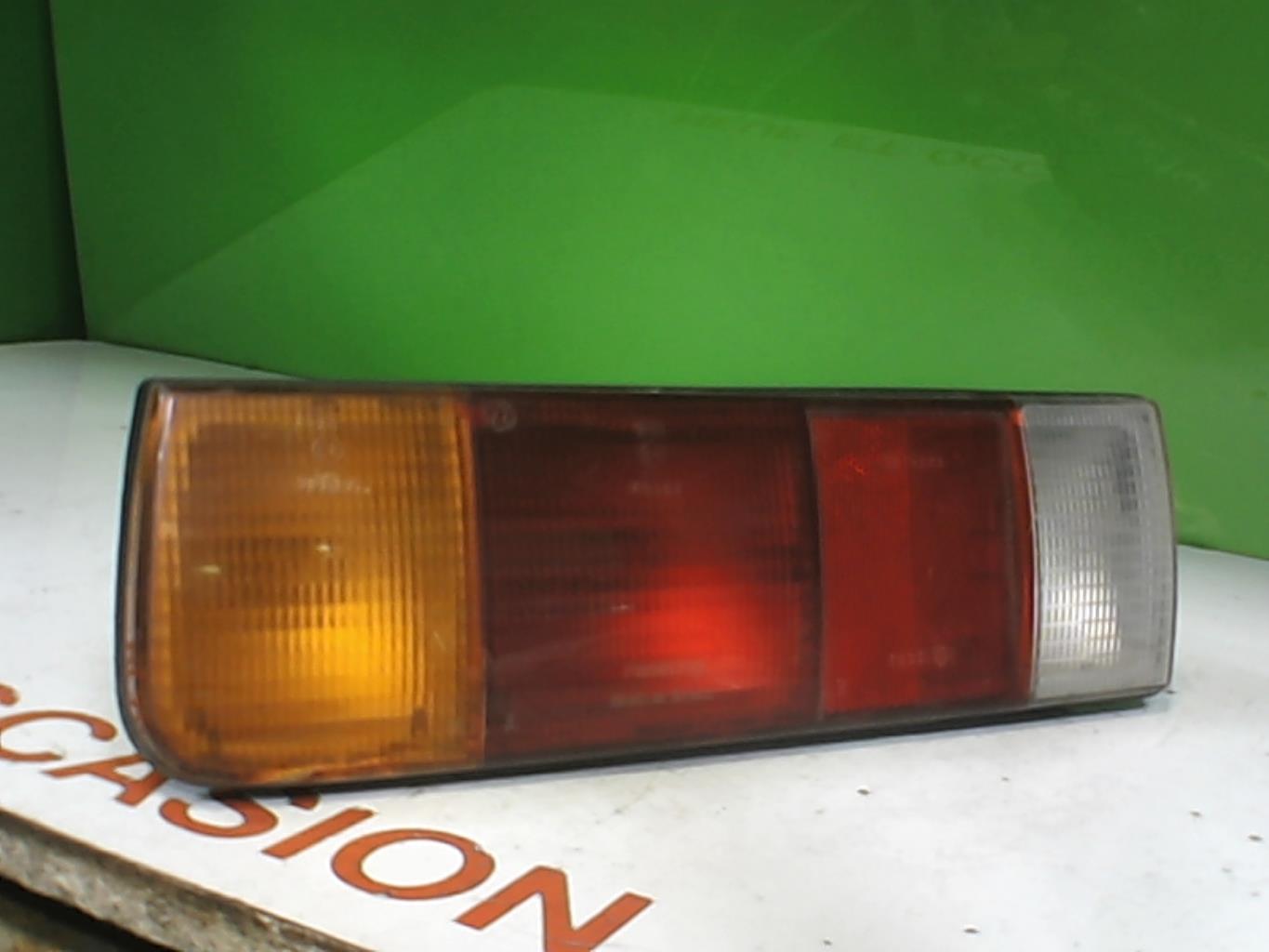 Feu arriere principal gauche (feux) OPEL ASCONA C Essence - 1