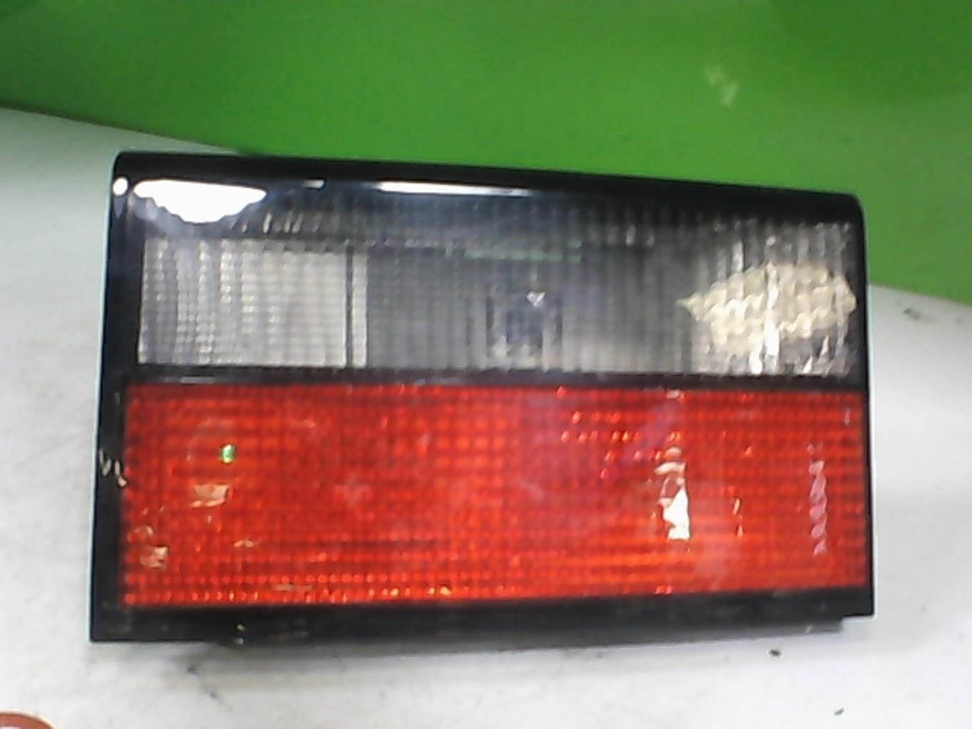 Feu arriere secondaire droit (feux) CITROEN XANTIA PHASE 2 BREAK  - 1