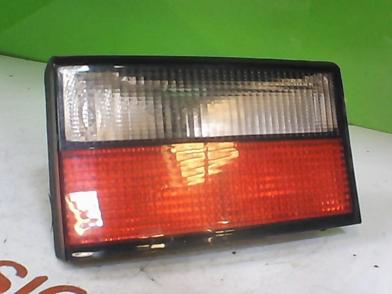 Feu arriere secondaire gauche (feux) CITROEN XANTIA PHASE 2 BREAK  - 1