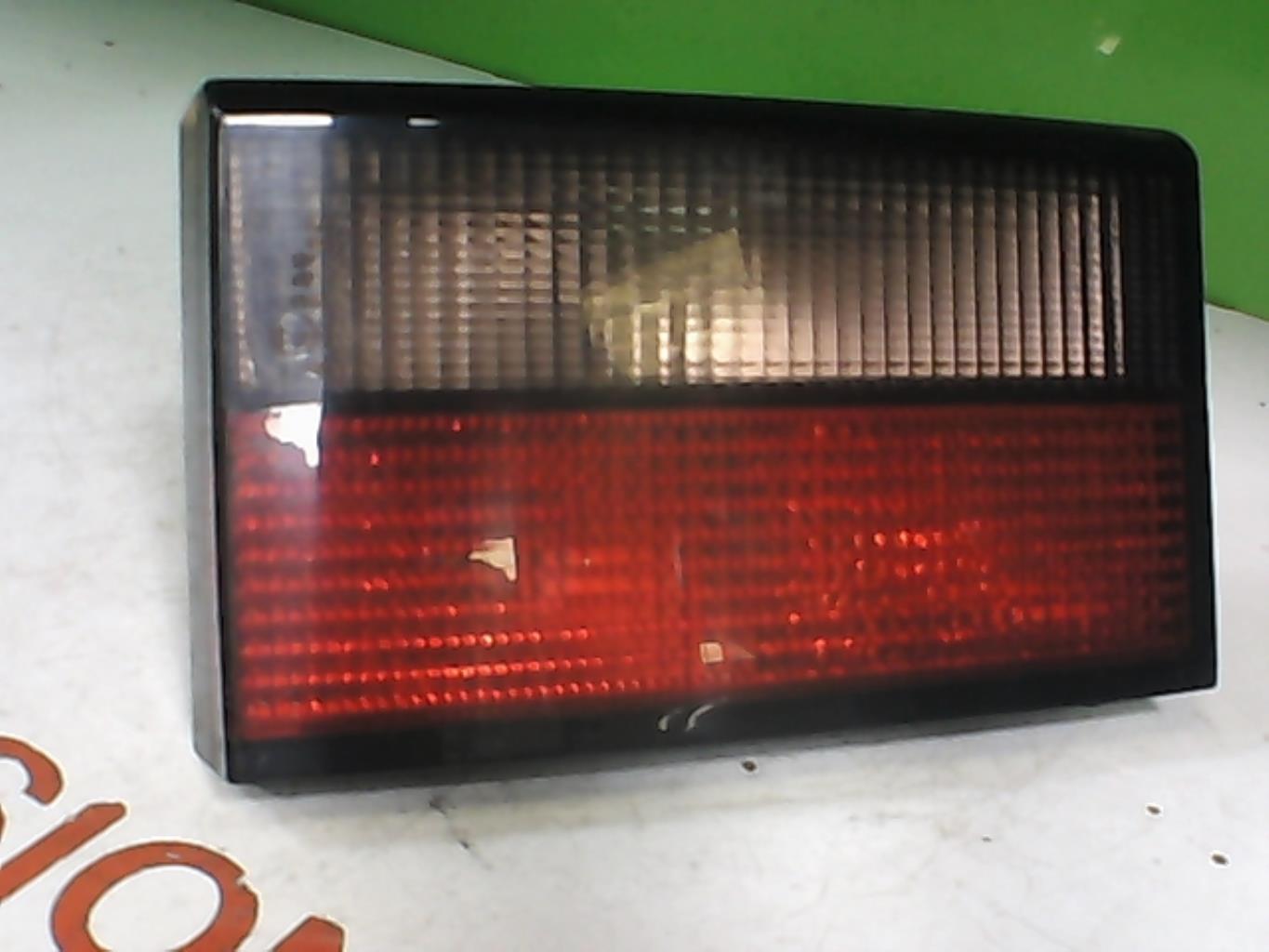 Feu arriere secondaire gauche (feux) CITROEN XANTIA PHASE 2 BREAK  - 1