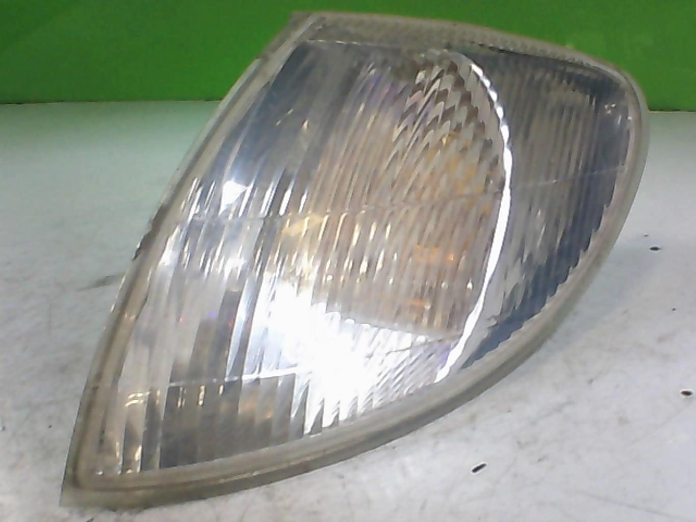 Optique avant secondaire gauche (feux)(clignotant) RENAULT MEGANE 1  - 1
