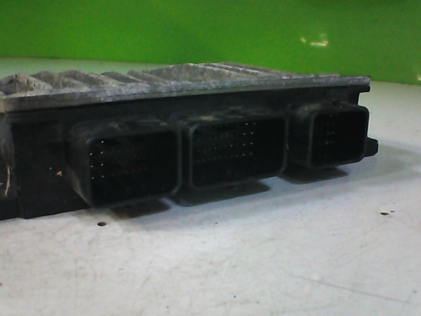 Calculateur RENAULT MODUS PHASE 1 Diesel - 1