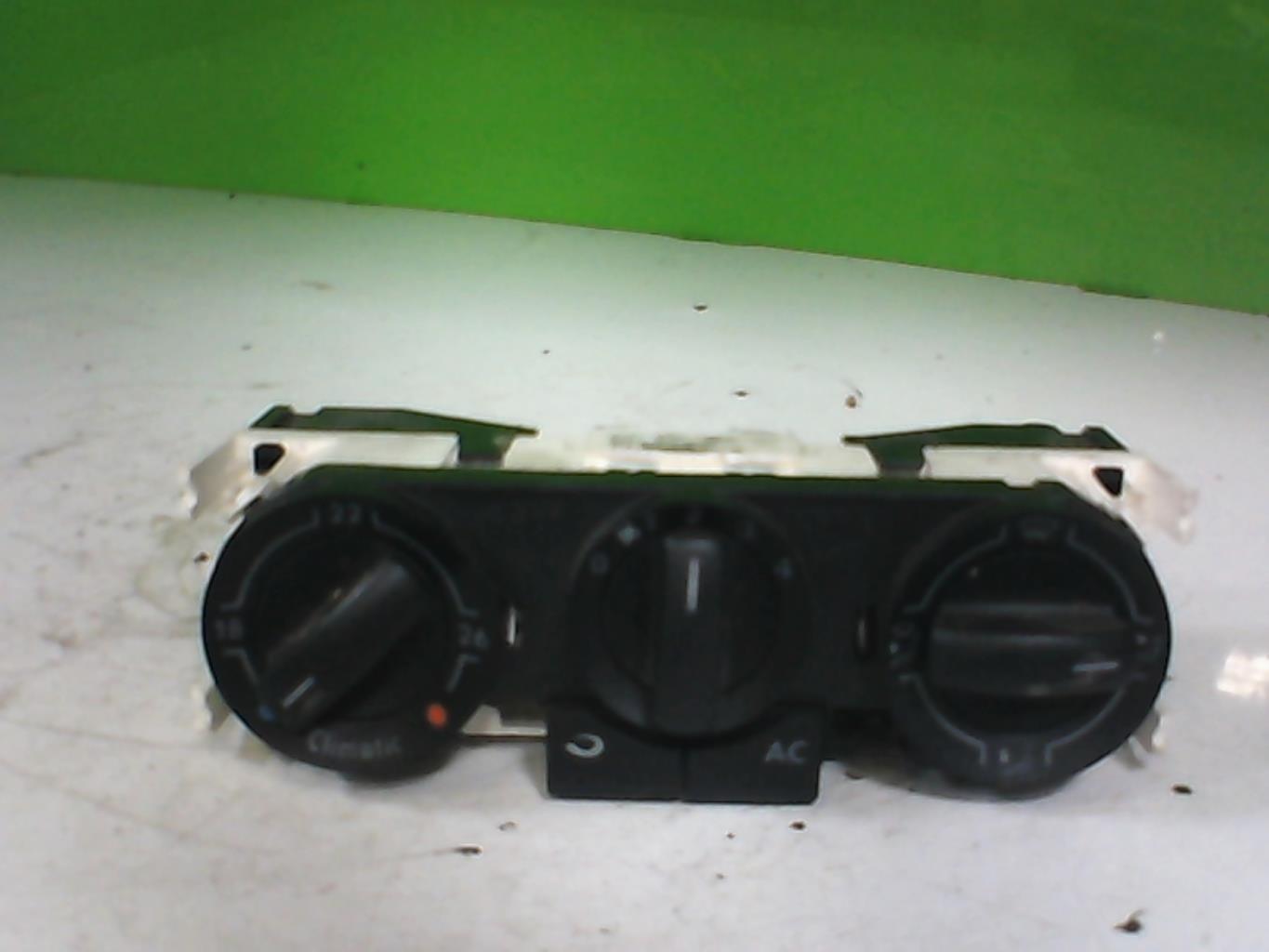 Commande chauffage VOLKSWAGEN POLO 4 PHASE 2 Diesel - 1