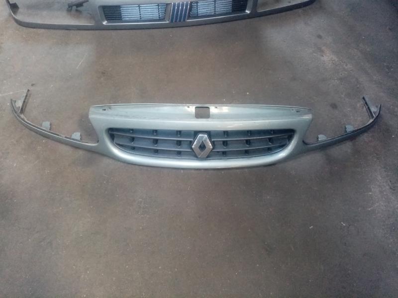 Calandre RENAULT SAFRANE PHASE 2 Diesel - 1