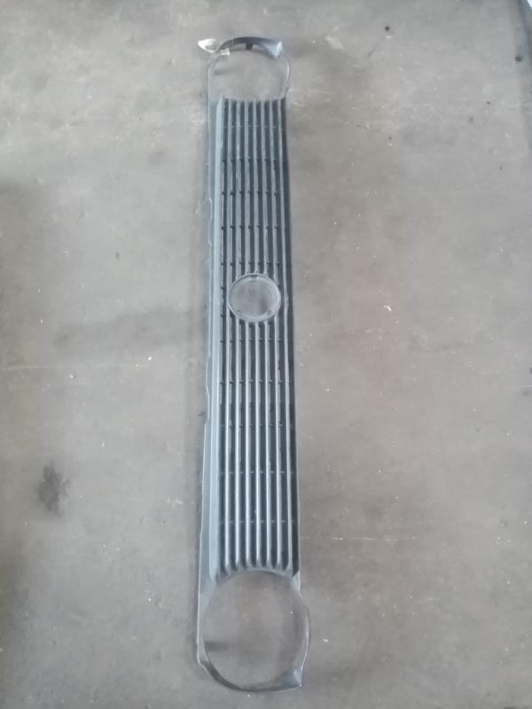Calandre VOLKSWAGEN POLO 2  - 1