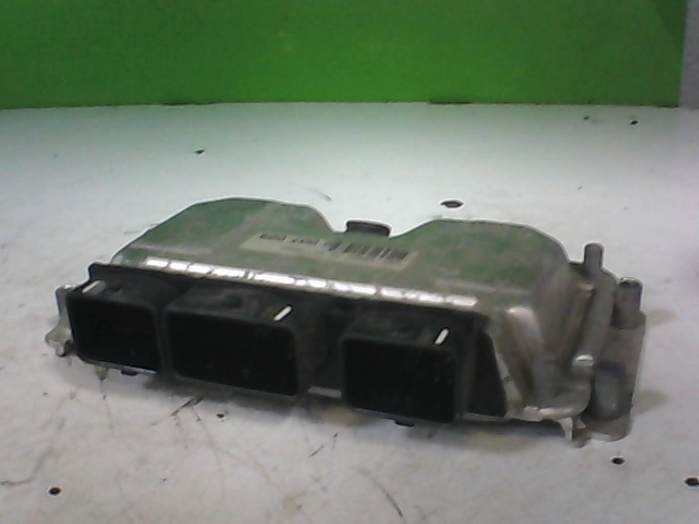 Calculateur CITROEN SAXO PHASE 2 Essence - 1