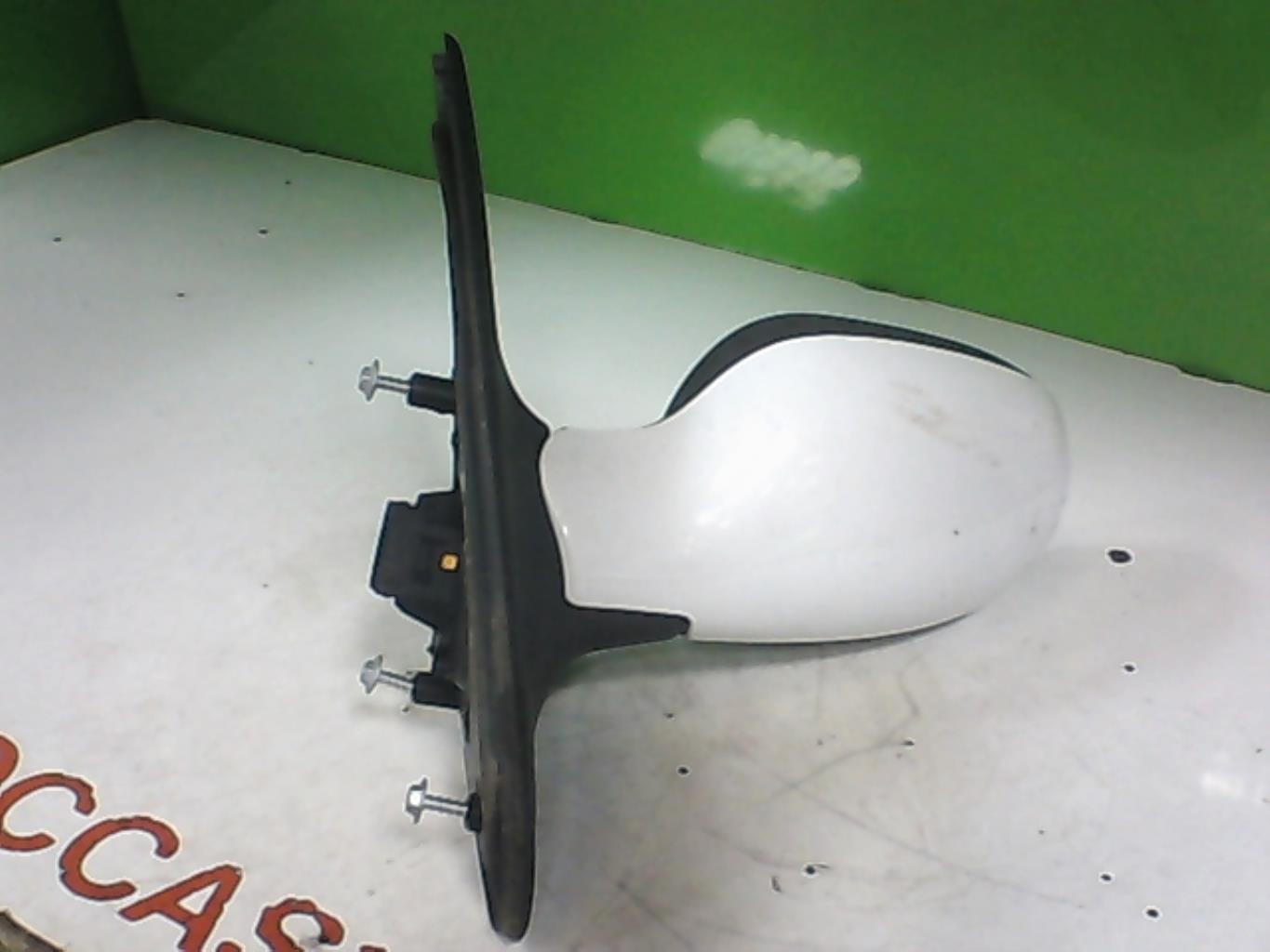 Retrovisor izquierdo RENAULT CLIO 2 PHASE 2 Diésel - 1