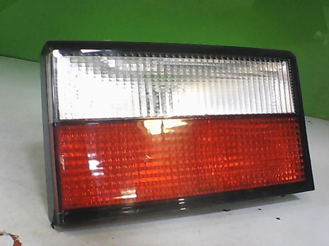 Feu arriere secondaire gauche (feux) CITROEN XANTIA PHASE 2 Diesel - 1