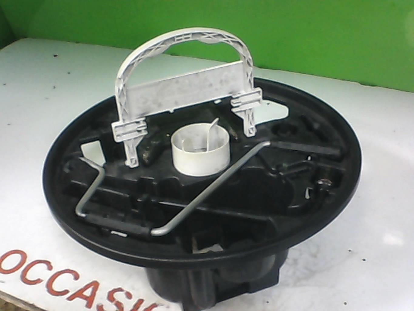 Panier roue de secours RENAULT CLIO 2 PHASE 1 Essence - 1