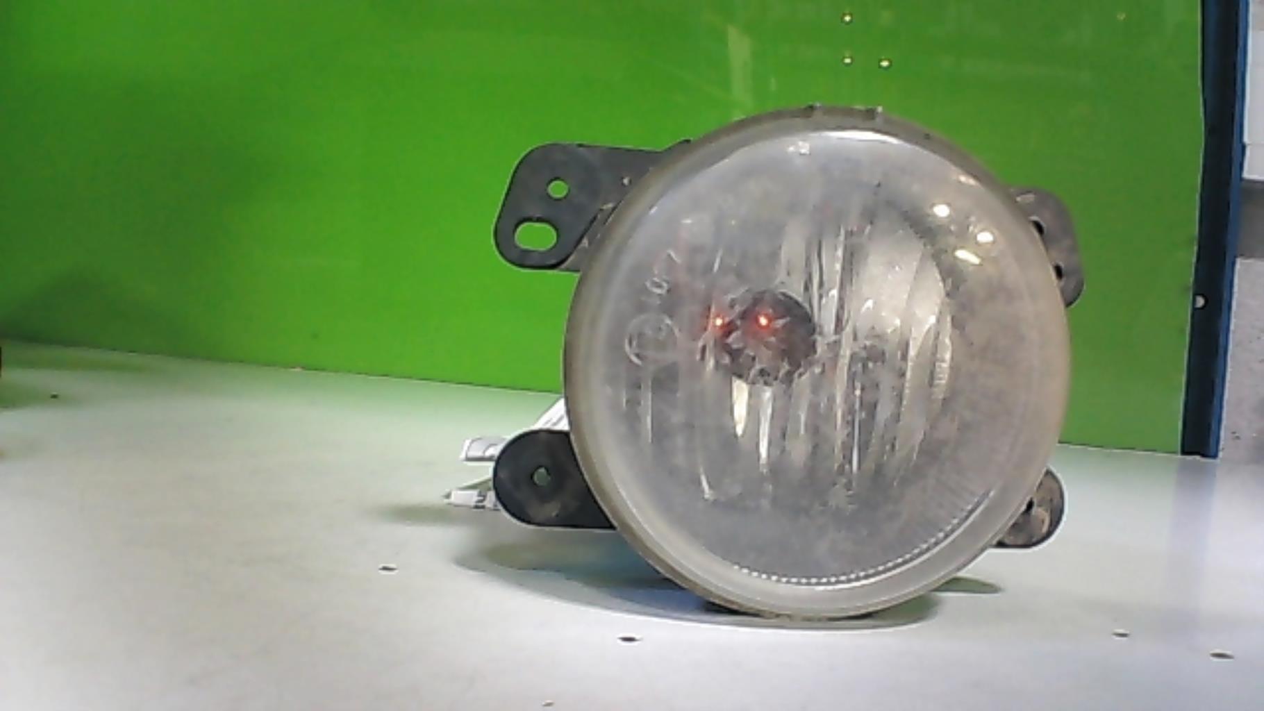 Anti brouillard gauche (feux) CHRYSLER PT CRUISER PHASE 2 BREAK Diesel - 1