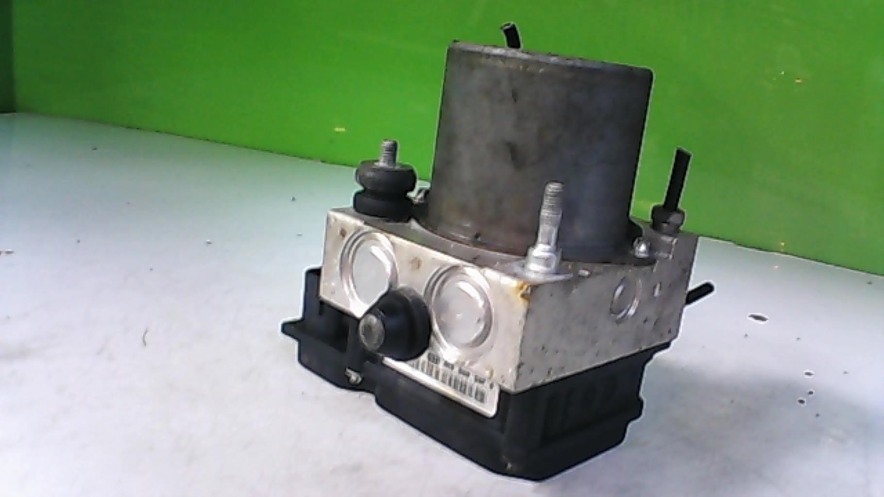 Bloc ABS (freins anti-blocage) RENAULT TRAFIC 2 PHASE 2 Diesel - 1
