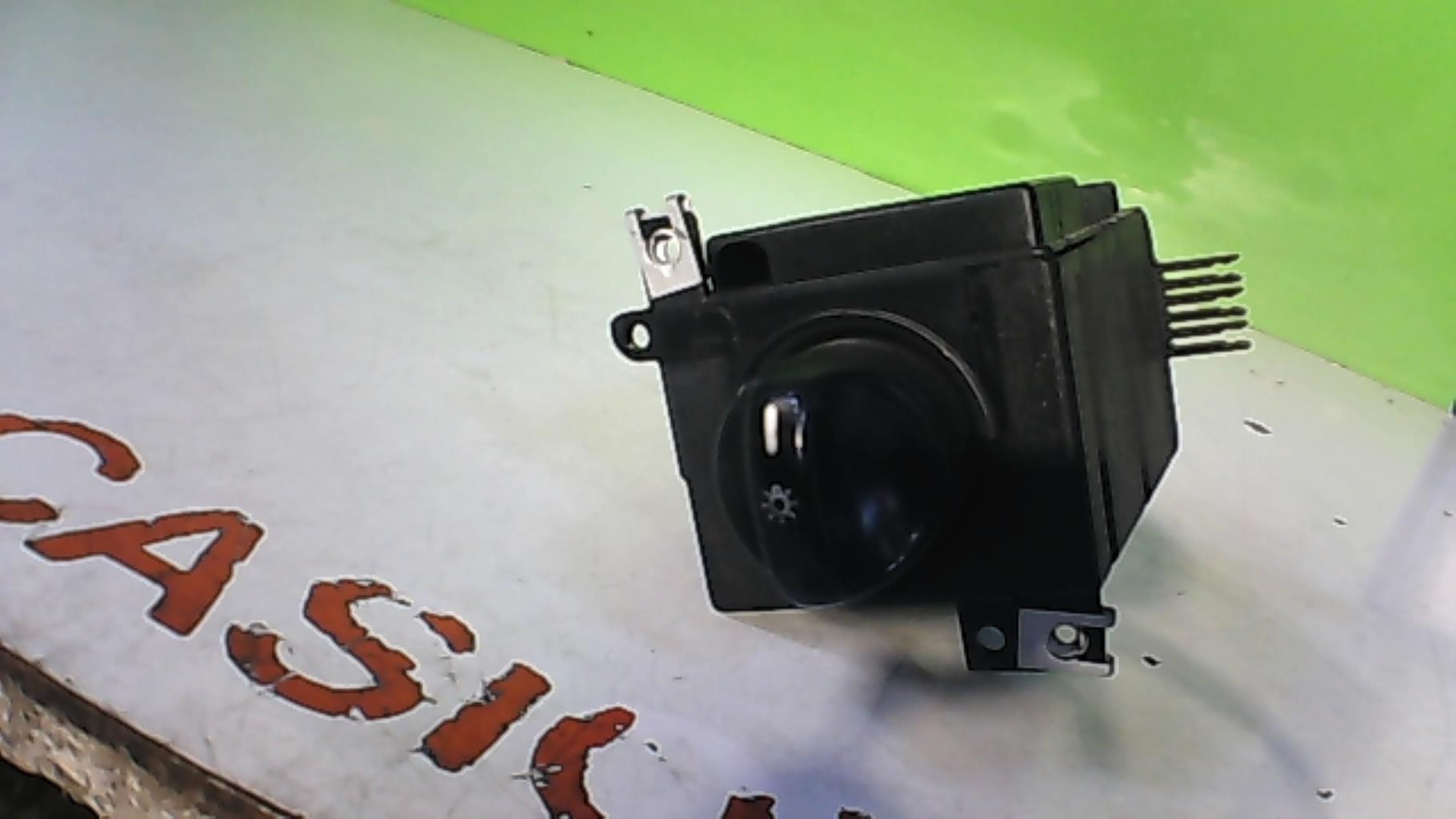 Commande de phare MERCEDES CLASSE A 168 PHASE 2 Diesel - 1