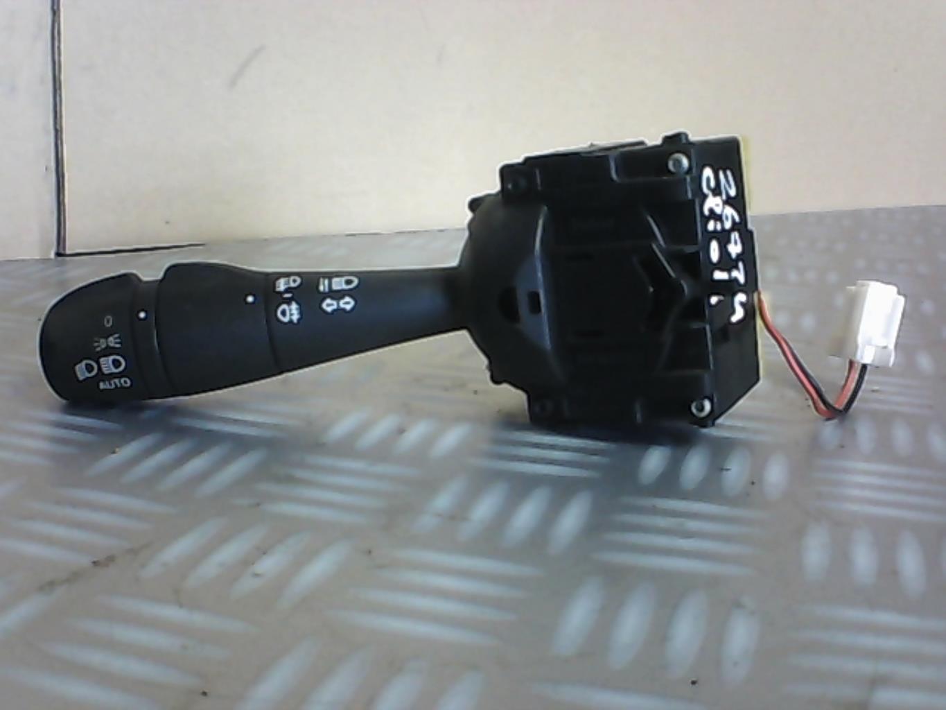Commodo phare RENAULT CLIO 4  - 1