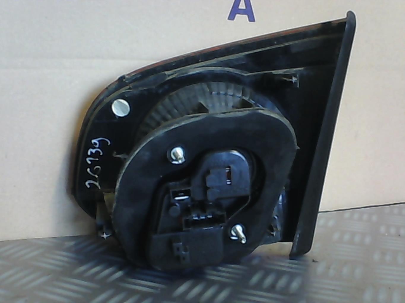 Feu arriere secondaire gauche (feux) VOLKSWAGEN GOLF 6 Diesel - 1