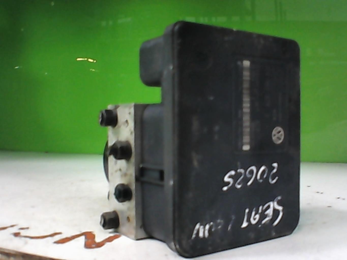 Bloc ABS (freins anti-blocage) SEAT LEON 1 Diesel - 1