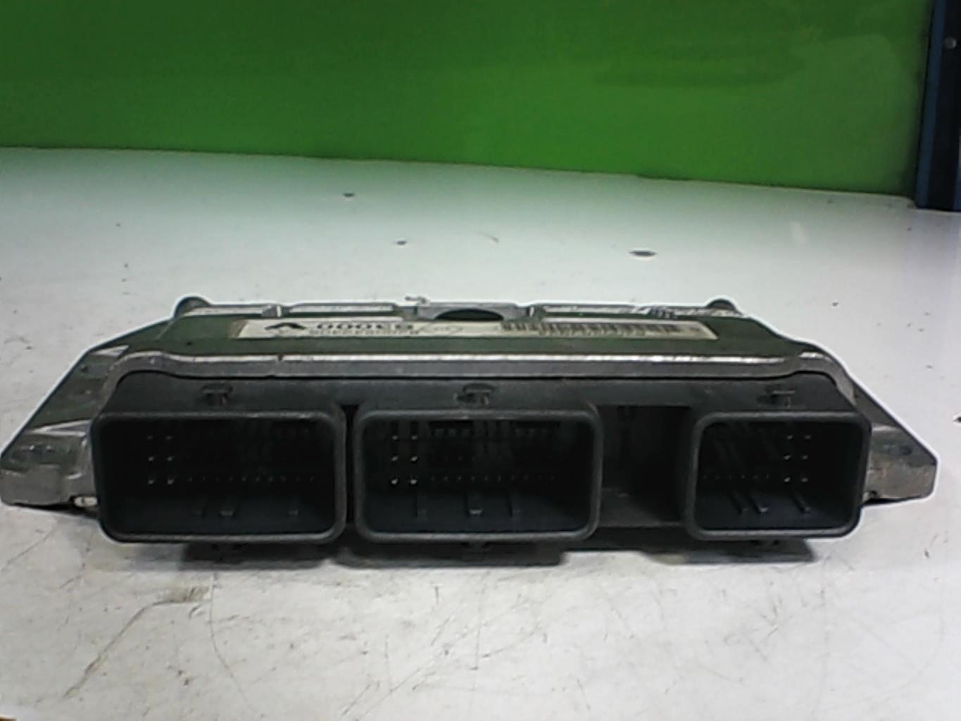 Calculateur RENAULT MEGANE 2 PHASE 1 Essence - 1