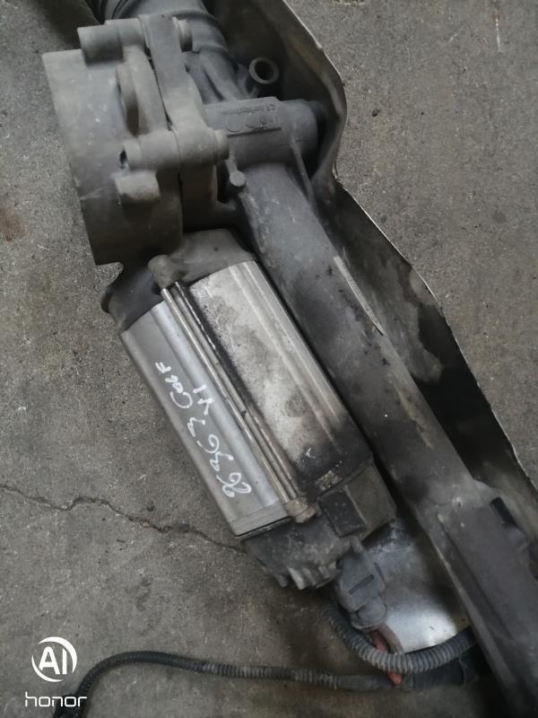 Cremaillere assistee VOLKSWAGEN GOLF 6 Diesel - 1