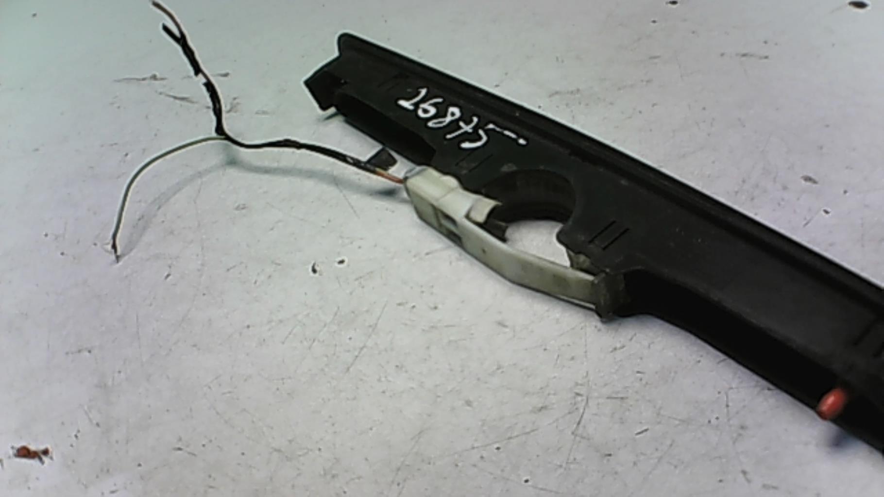 Feu arriere stop central CITROEN C3 1 PHASE 1 Essence - 1