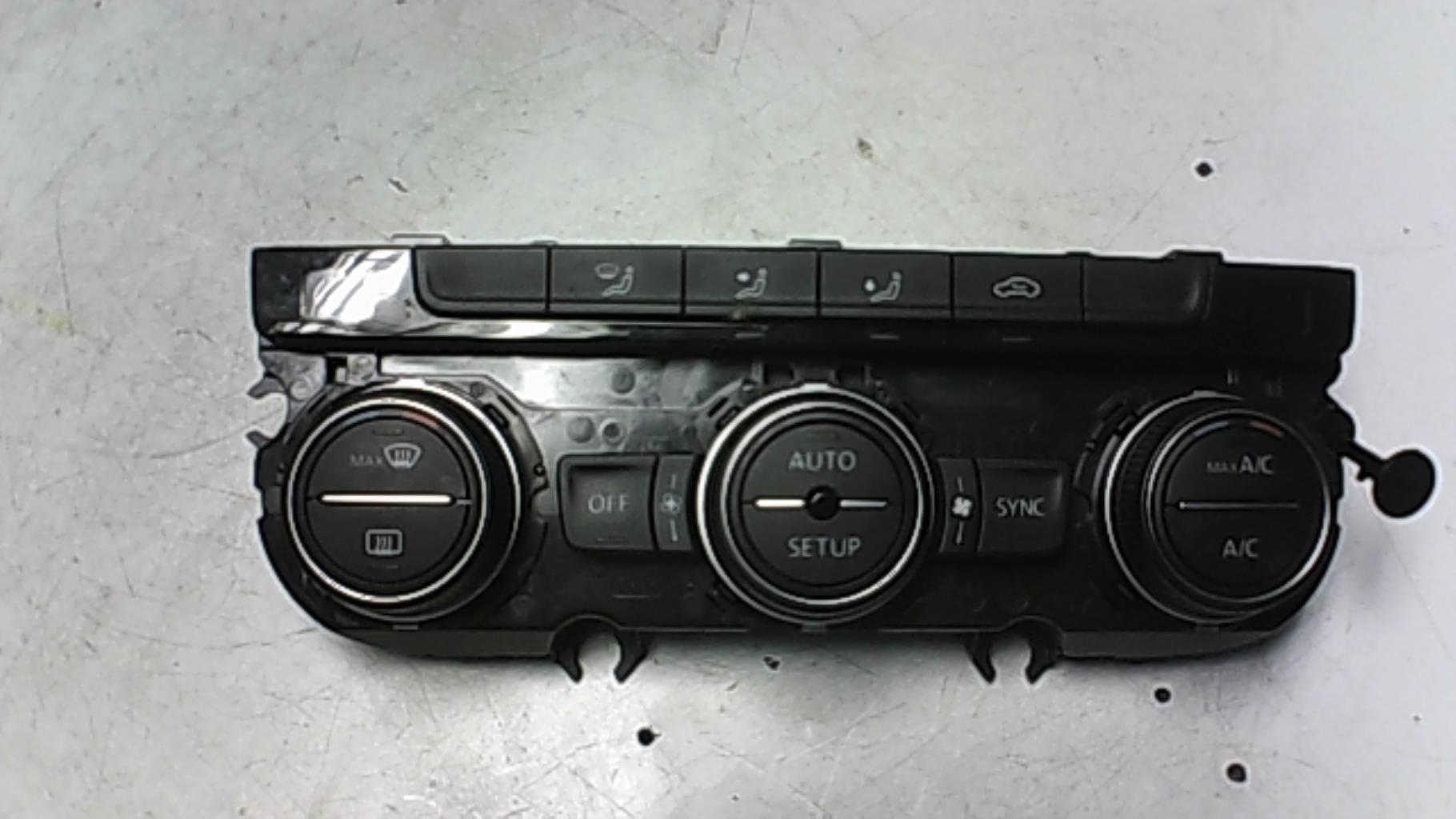 Commande chauffage VOLKSWAGEN GOLF 7 PHASE 1 Essence - 1