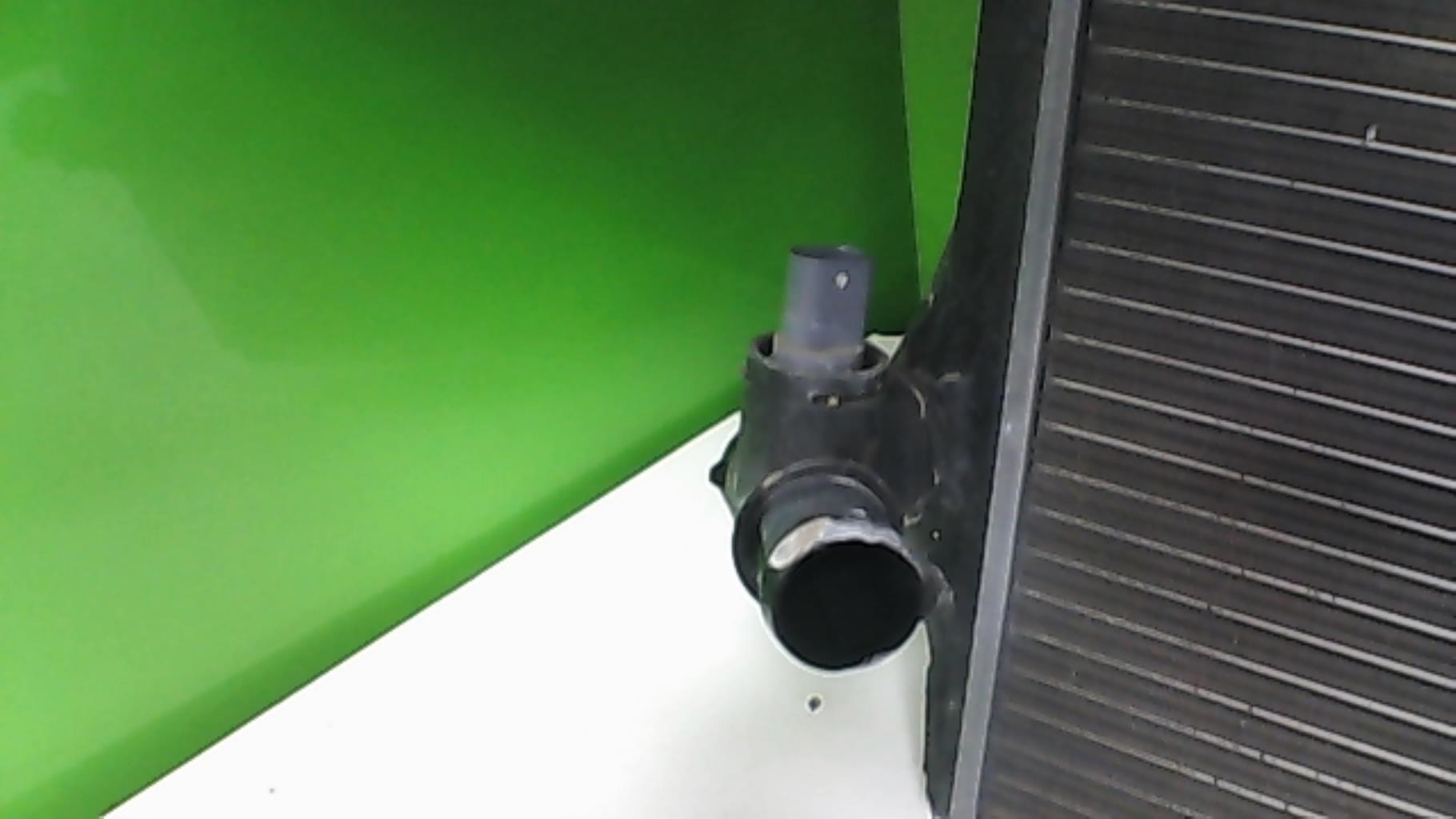 Radiateur eau VOLKSWAGEN GOLF 5 Diesel - 1