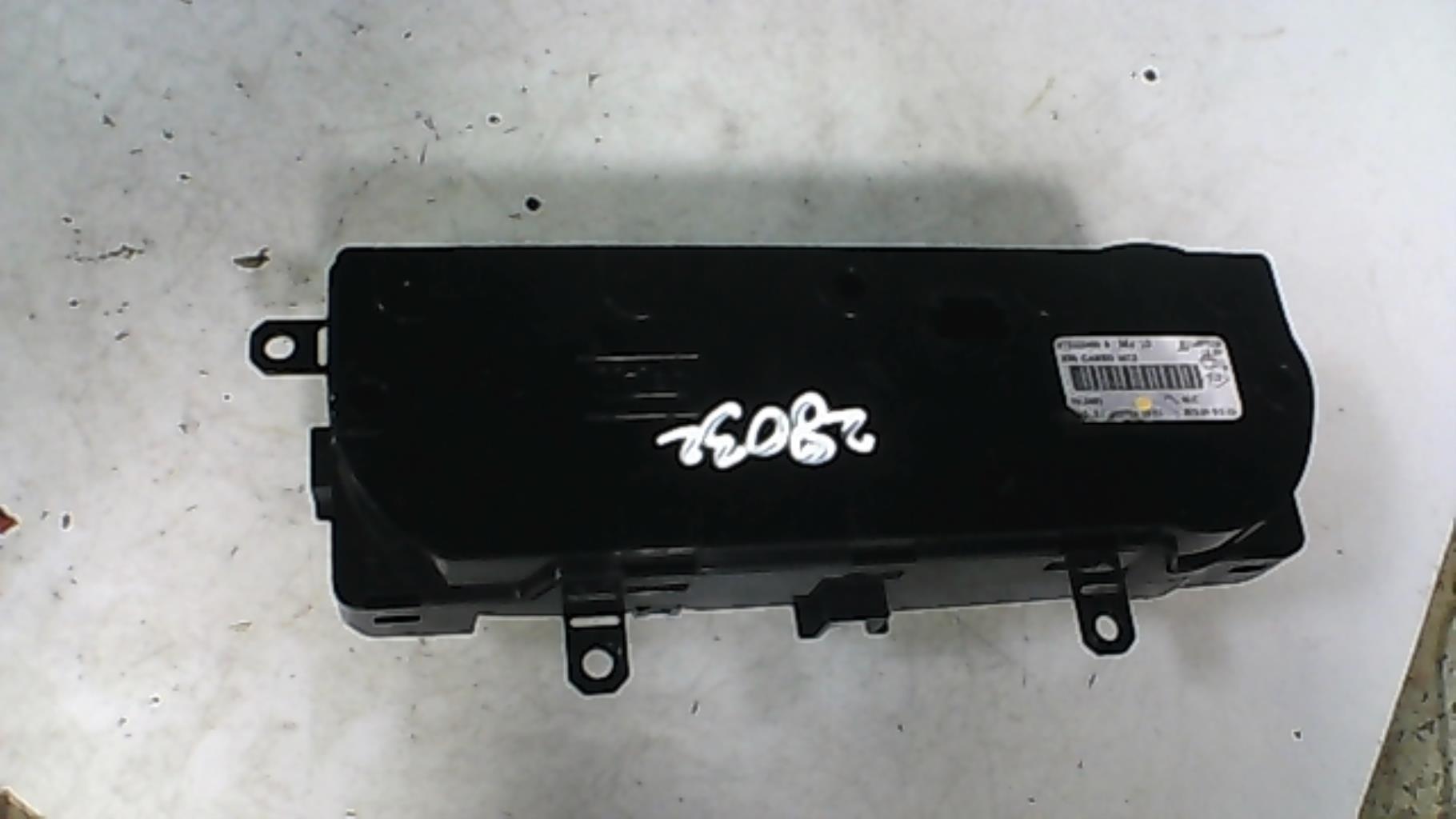 Commande chauffage RENAULT CLIO 4 PHASE 1 Essence - 1