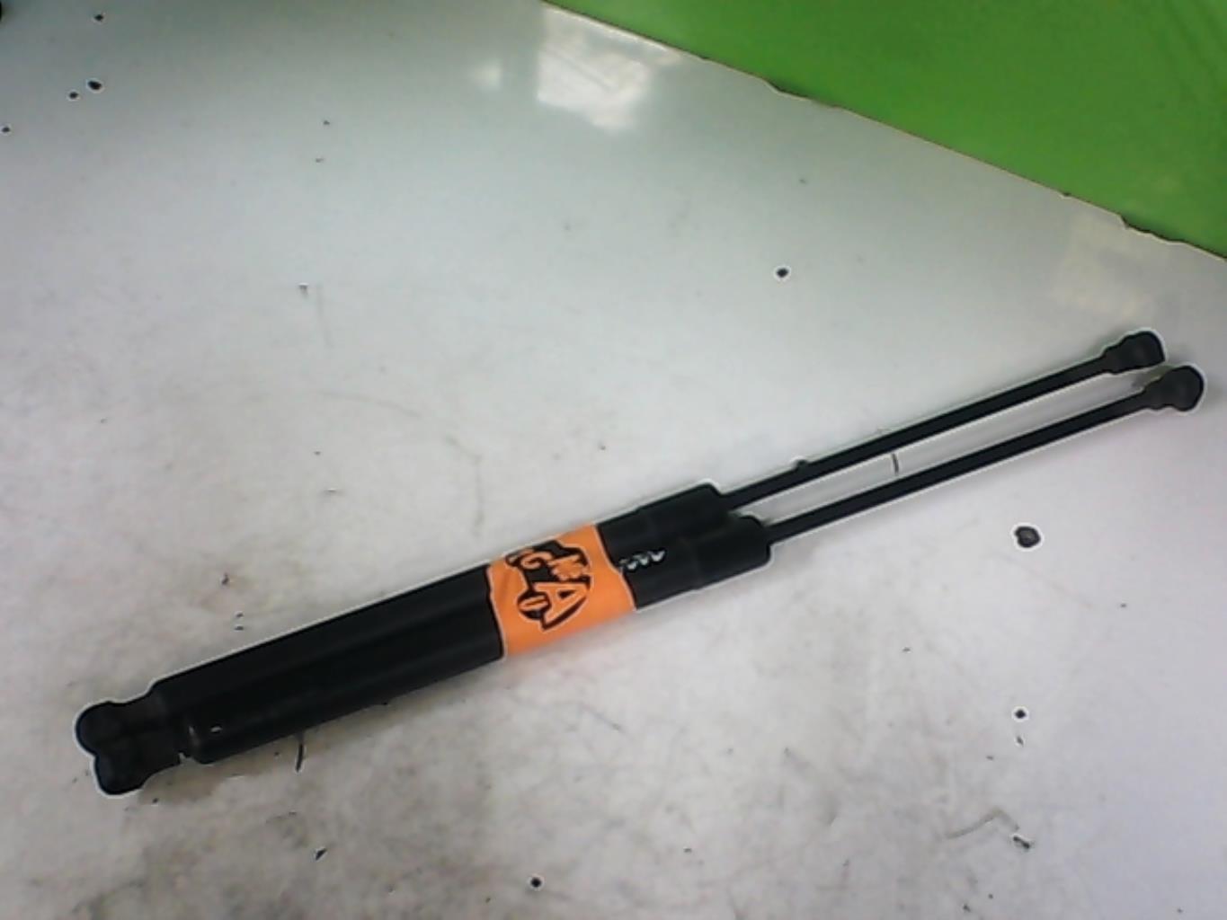 Verin de coffre DACIA SANDERO 2 PHASE 2  - 1
