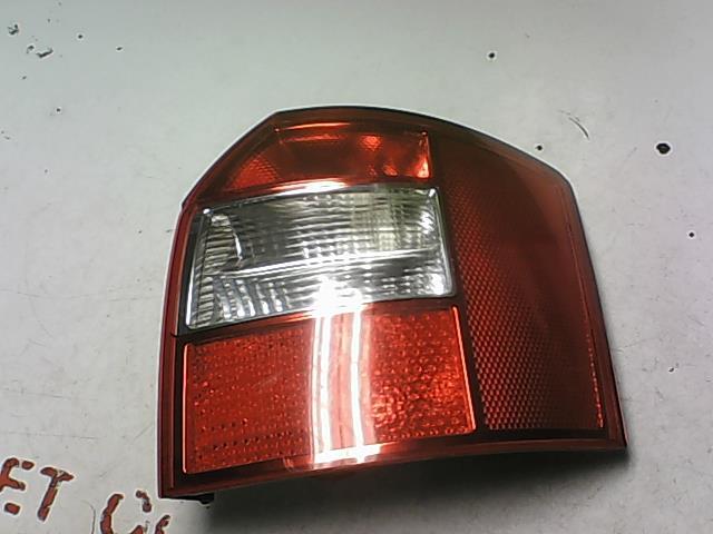 Feu arriere principal droit (feux) AUDI A4 2 AVANT PHASE 2 BREAK  - 1